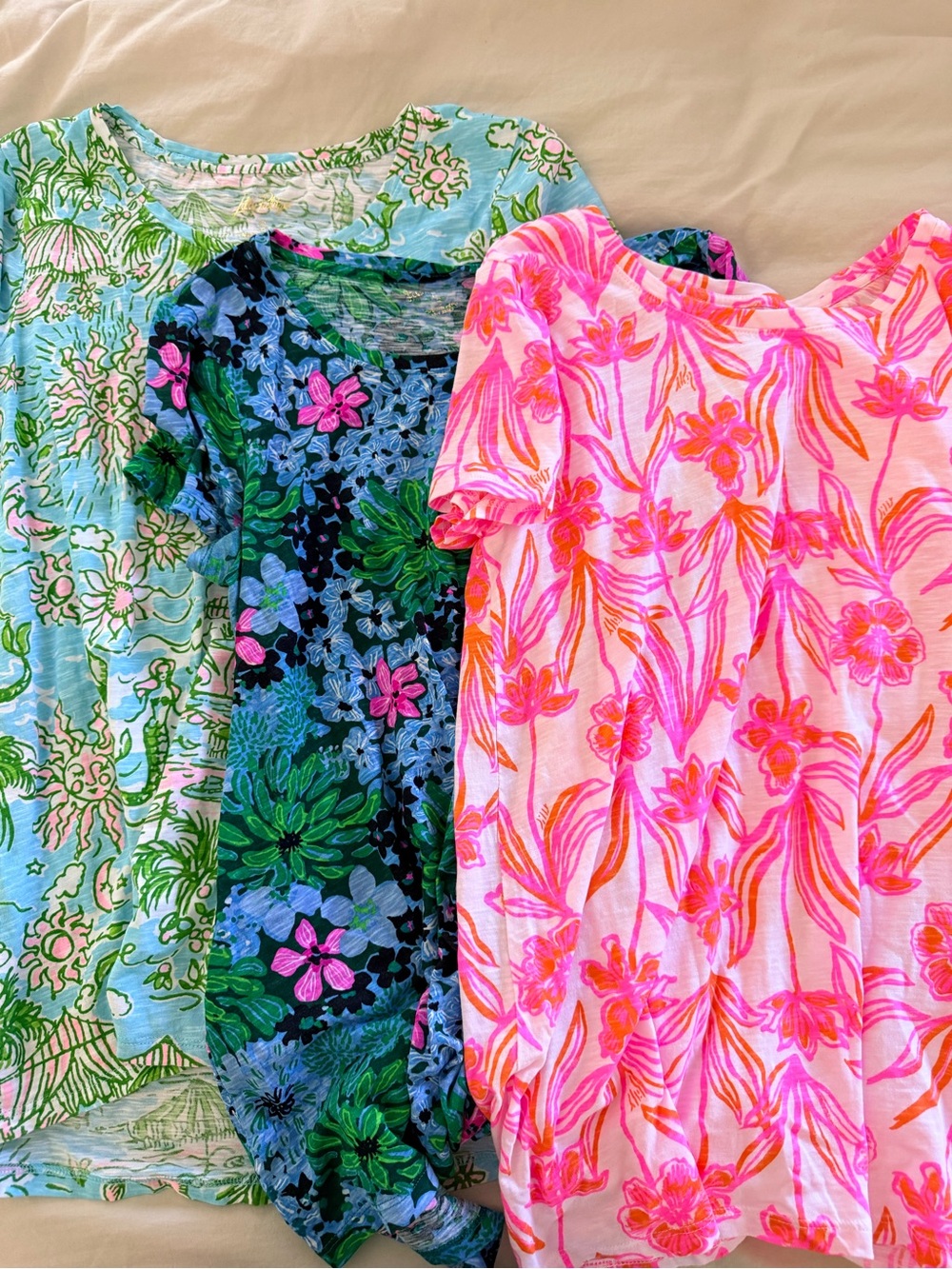 Bundle of 3 Lilly Pulitzer Etta Scoop-Neck T-Shirts Size Small (1 NWT)